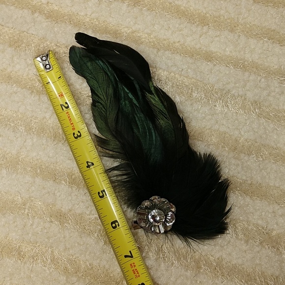 Unique Feather Hair Clip or Brooch Flapper Roaring 20s Gatsby Gypsy Accessory 7" - Picture 8 of 8